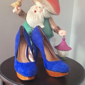 🍾Blue & Cork Suede Heels